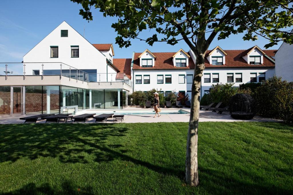Hotel Nationalpark Illmitz Eksteriør bilde